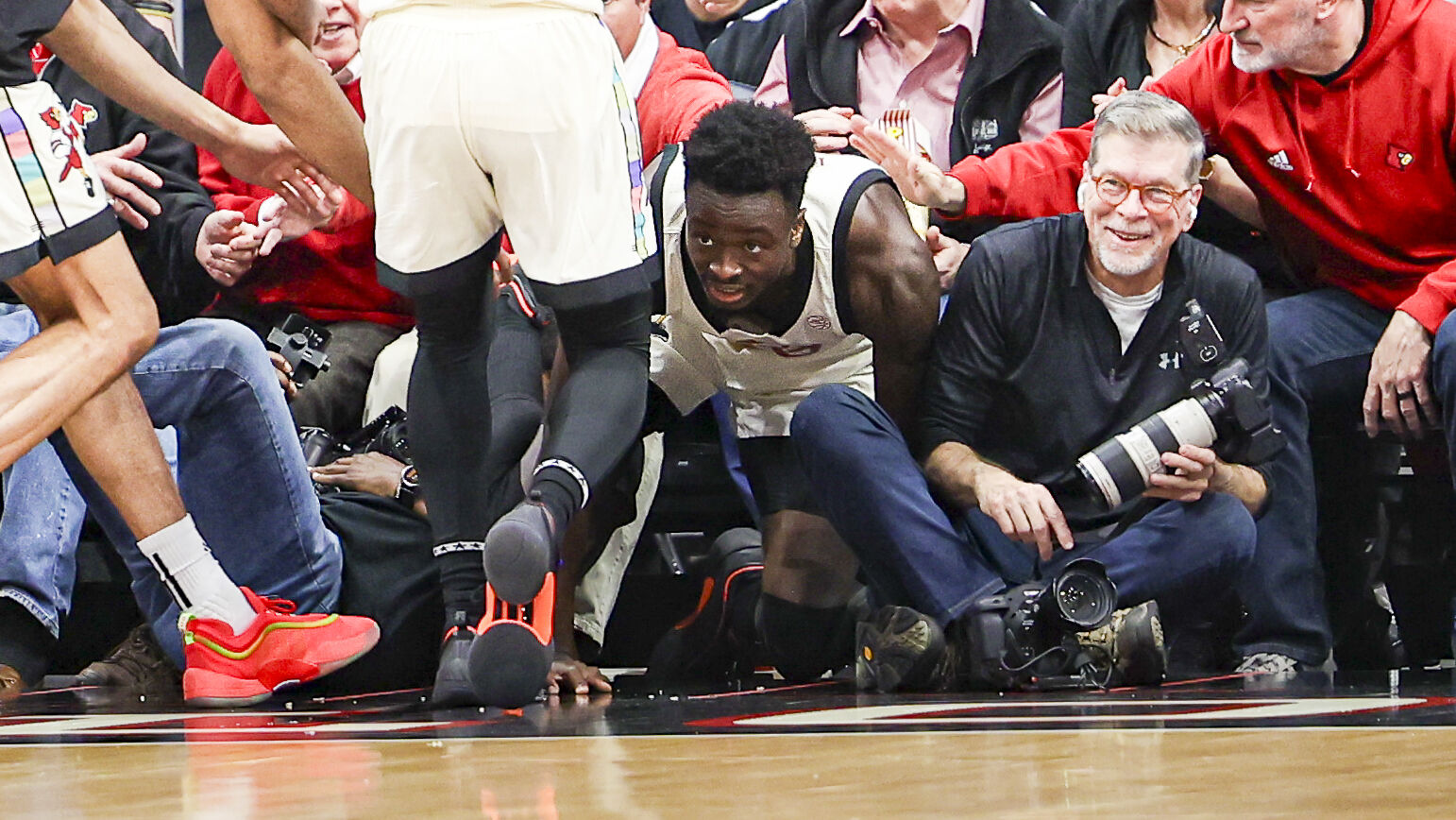 LOUISVILLE MENS BKB VIRGINIA-16.jpg
